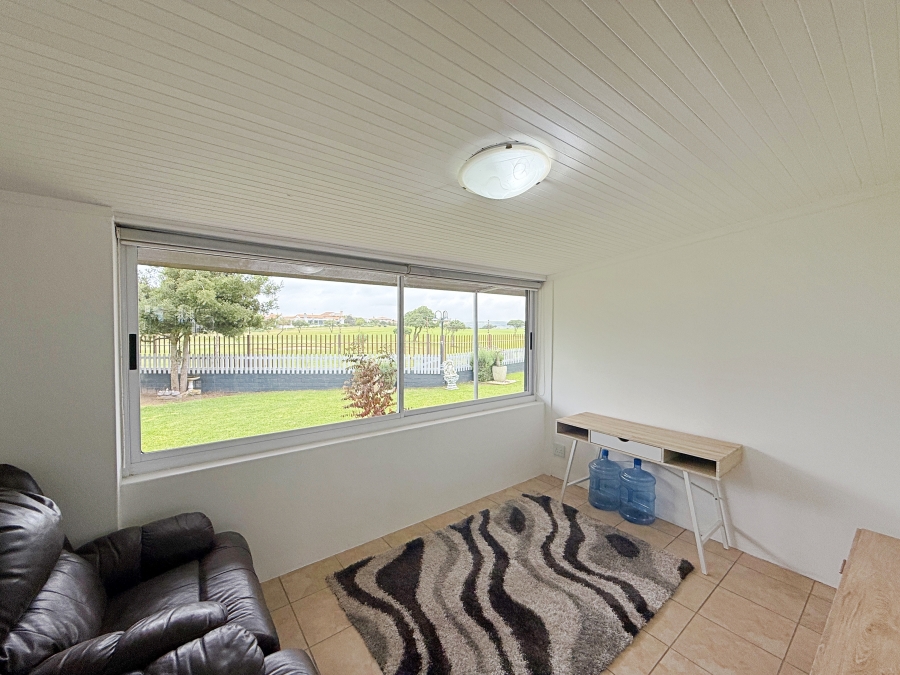 4 Bedroom Property for Sale in Country Club Western Cape